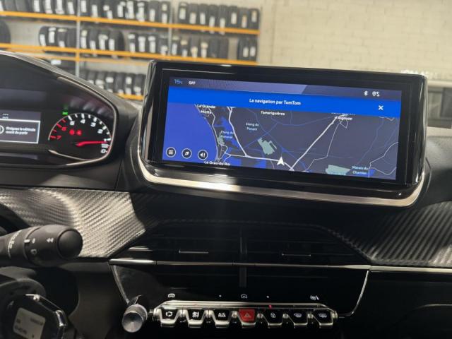 Peugeot 208 image 4