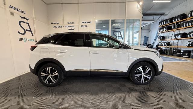 Peugeot 3008 image 2