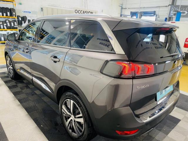 Peugeot 5008 image 7