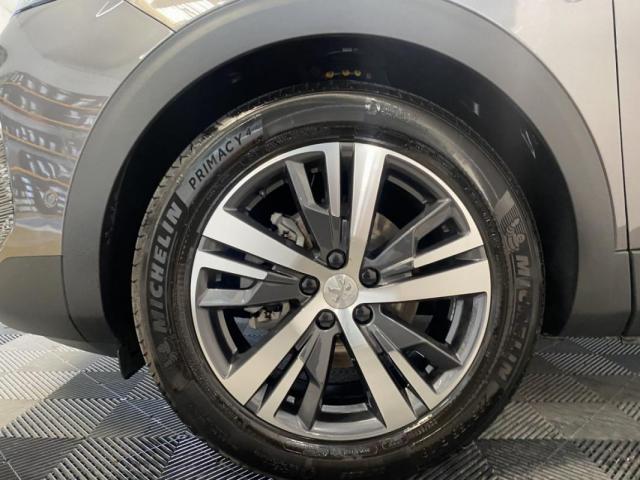Peugeot 5008 image 8