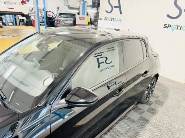 Peugeot 208 image 1