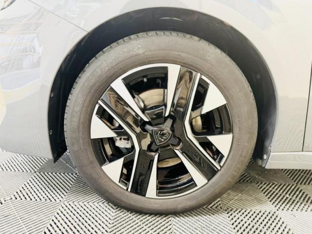 Peugeot 208 image 3