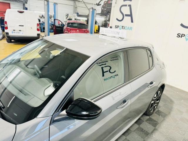 Peugeot 208 image 5