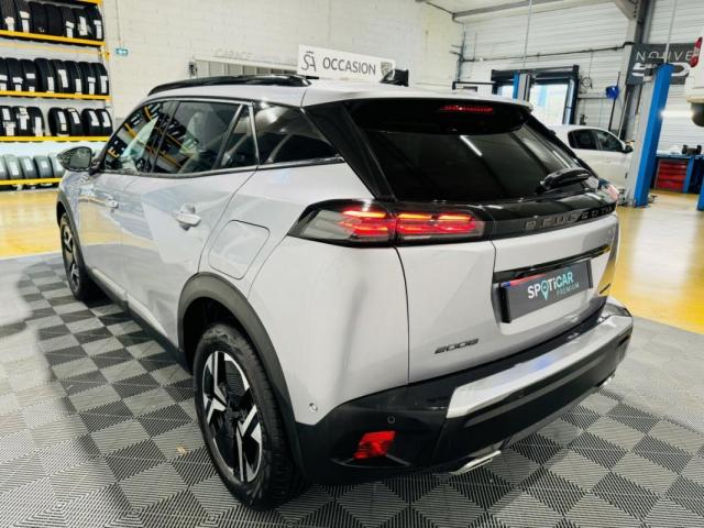 Peugeot 2008 image 1