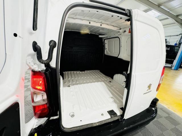 Peugeot Partner image 8