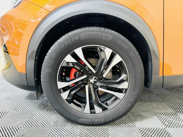 Peugeot 2008 image 2