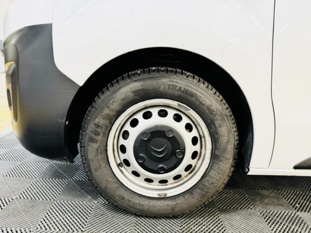 Citroen Jumpy image 1
