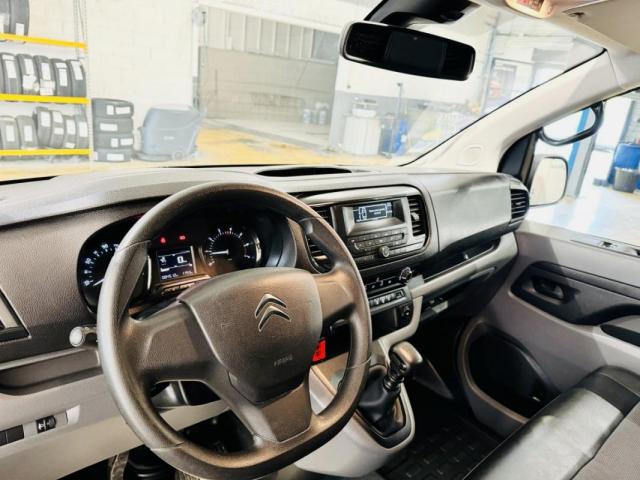 Citroen Jumpy image 9