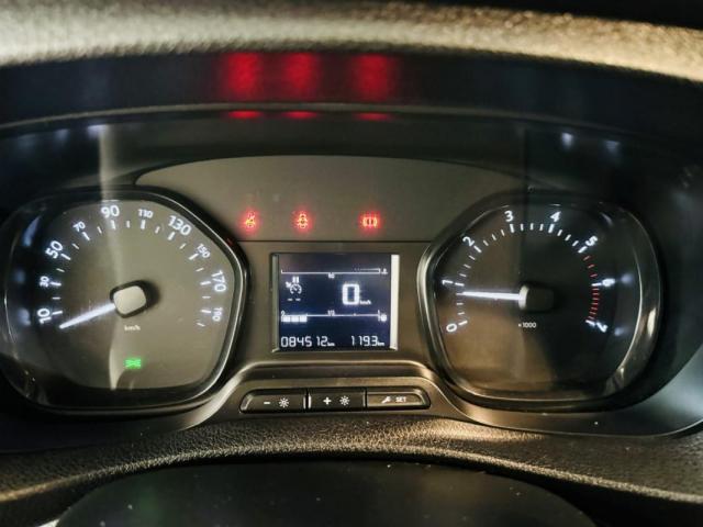 Citroen Jumpy image 6