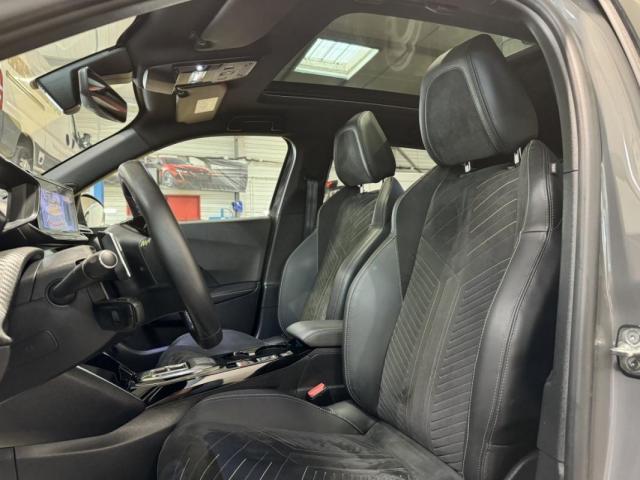 Peugeot 2008 image 3
