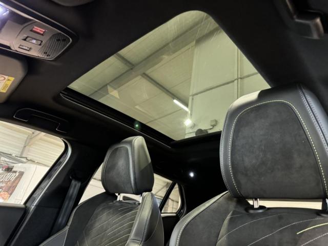 Peugeot 2008 image 9