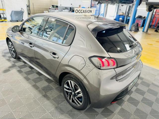 Peugeot 208 image 3