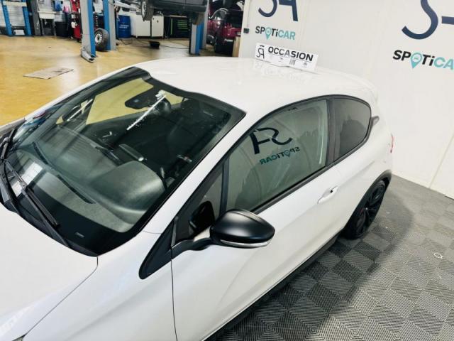 Peugeot 208 image 9