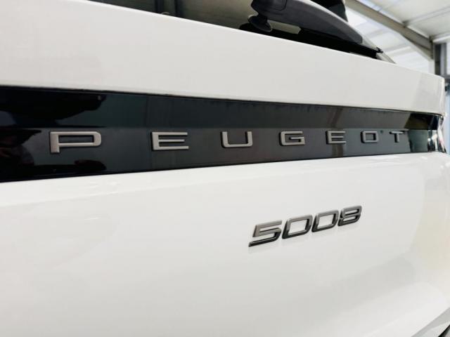 Peugeot 5008 image 6