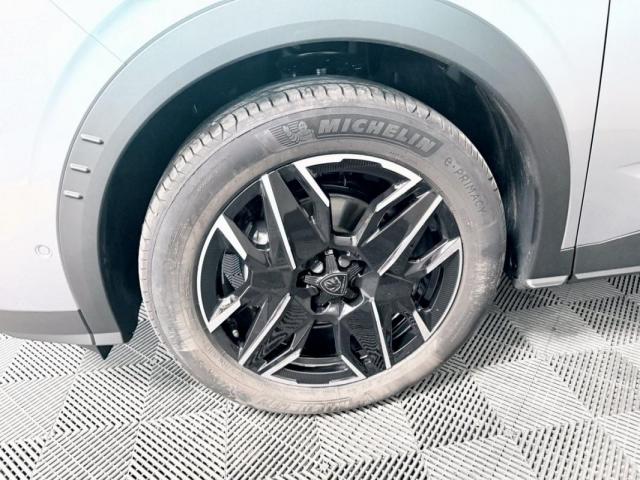 Peugeot 3008 image 8