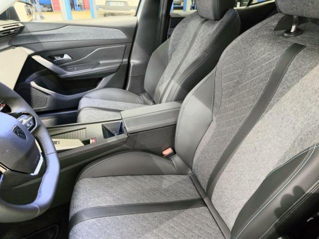 Peugeot 408 image 1
