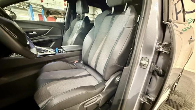 Peugeot 3008 image 1