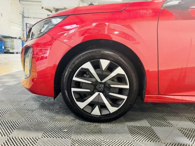 Peugeot E-208 image 3