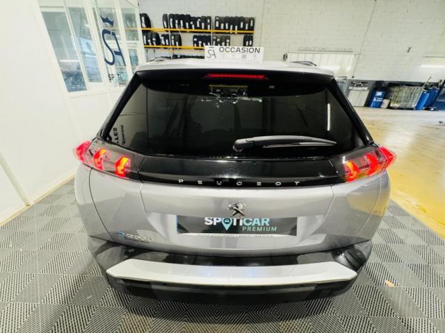 Peugeot 2008 image 8