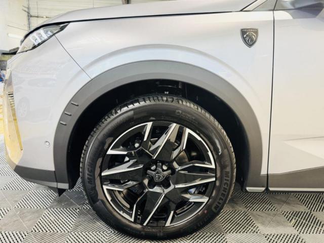 Peugeot 3008 image 9