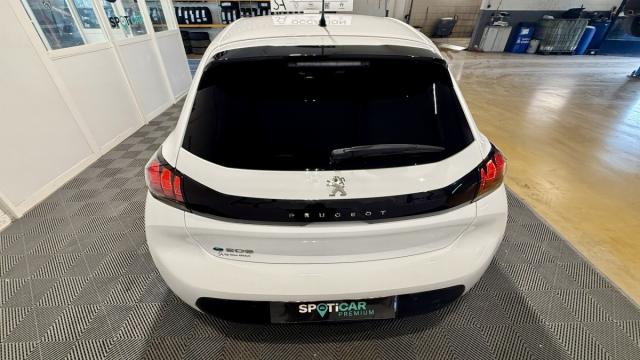 Peugeot E-208 image 1