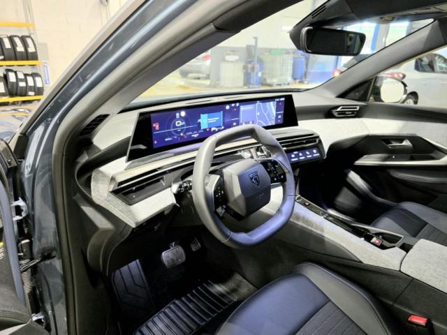 Peugeot 3008 image 1