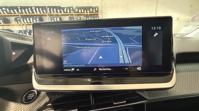 Peugeot 2008 image 3