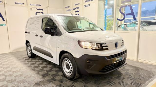 Peugeot Partner E- Iii M Charge Utile 800 Kg Elec 136 Ch 54 Kwh