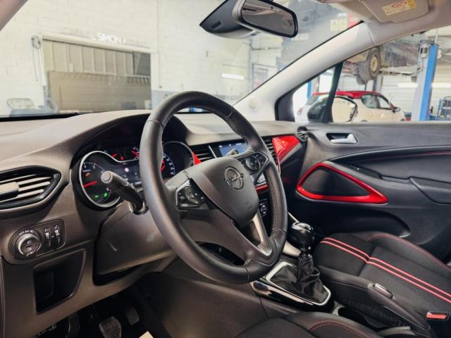 Opel Crossland image 1