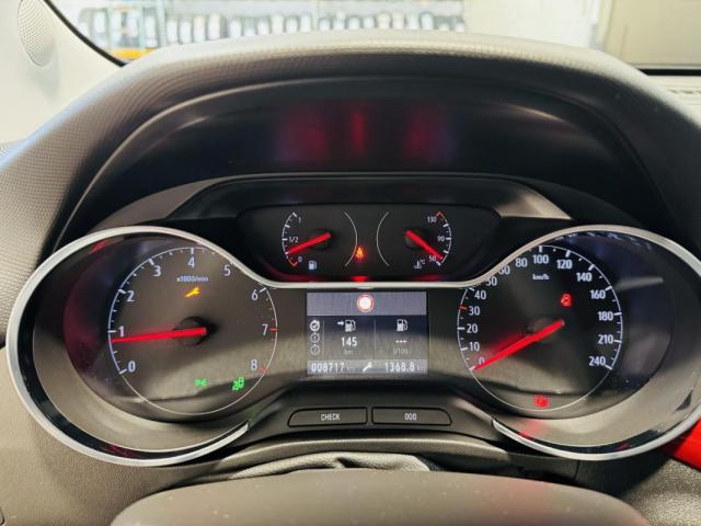 Opel Crossland image 2