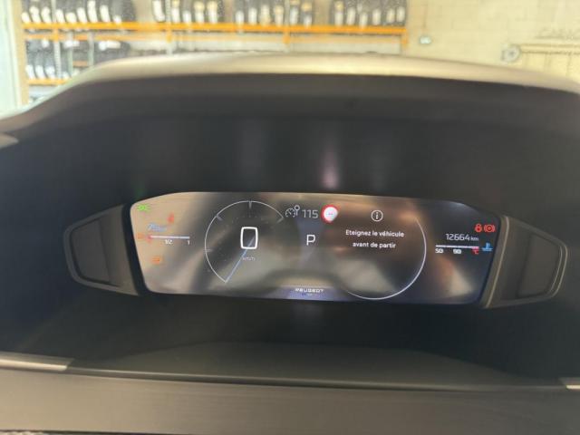 Peugeot 2008 image 2