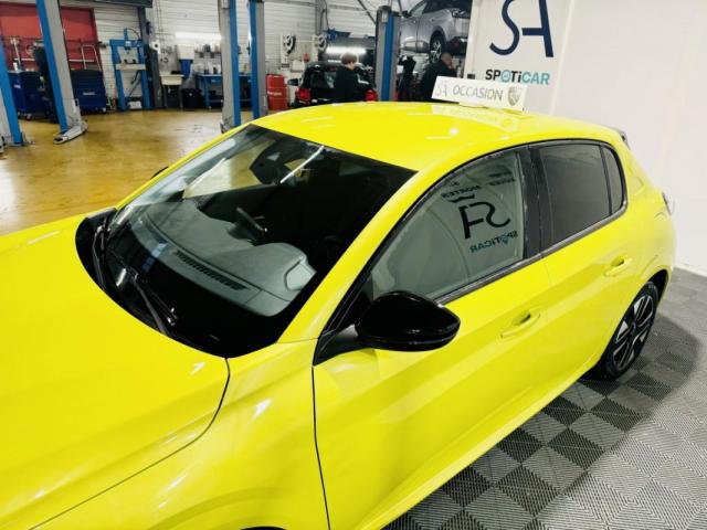 Peugeot 208 image 3