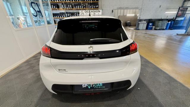Peugeot 208 image 1