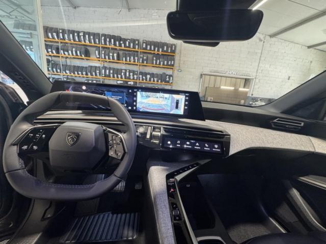 Peugeot 3008 image 9