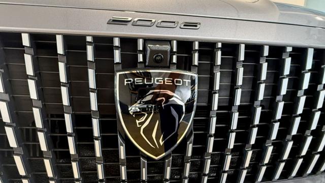 Peugeot 2008 image 4