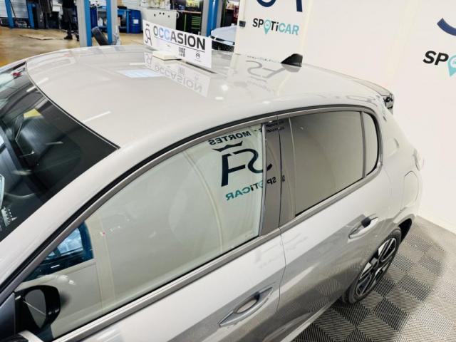 Peugeot 208 image 7