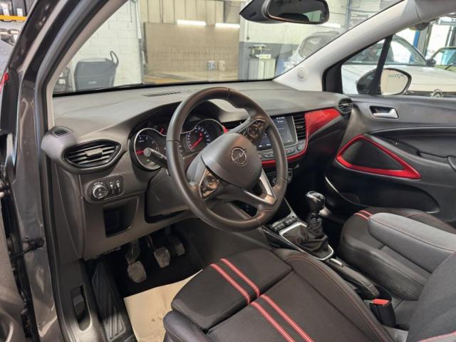 Opel Crossland image 1