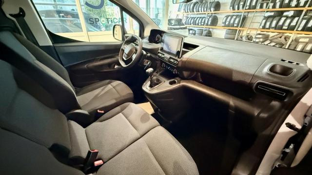Peugeot Partner image 8