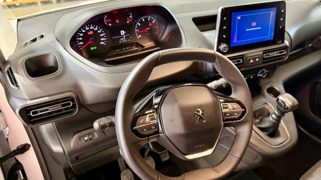 Peugeot Partner image 9