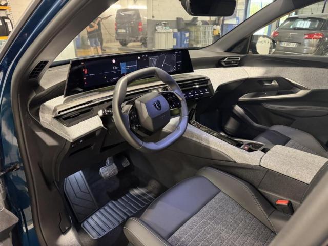 Peugeot 3008 image 3