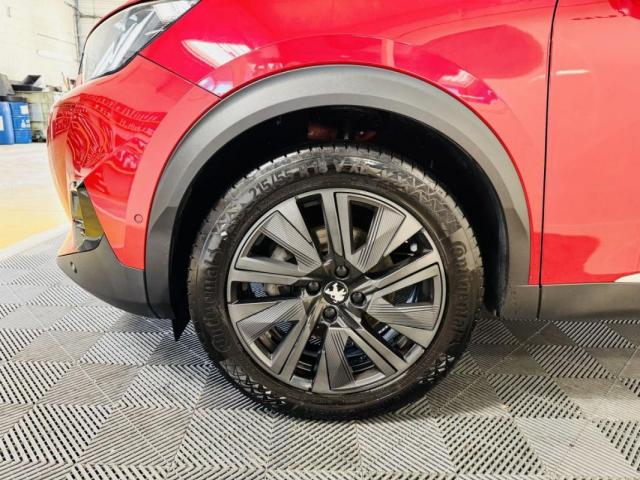 Peugeot 2008 image 7
