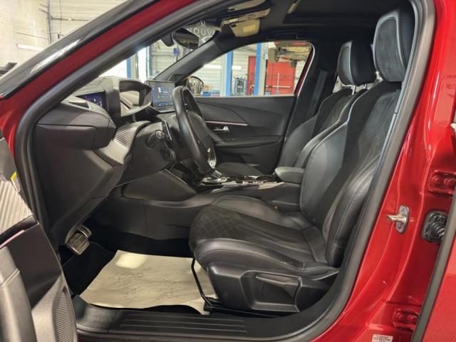 Peugeot 2008 image 8