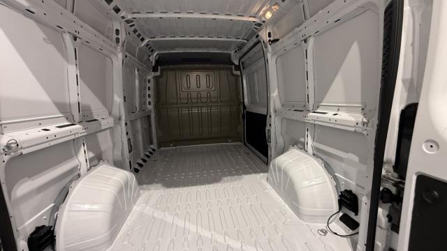 Peugeot Boxer image 4