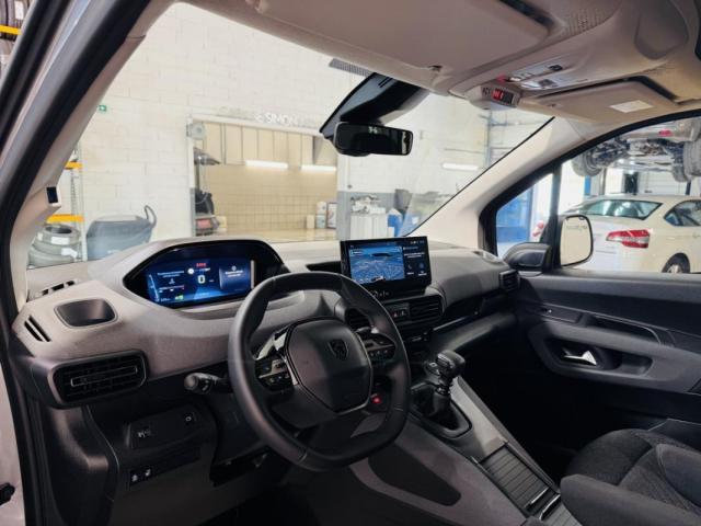 Peugeot Rifter image 1