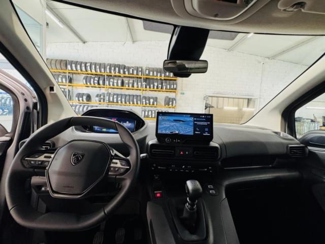 Peugeot Rifter image 3