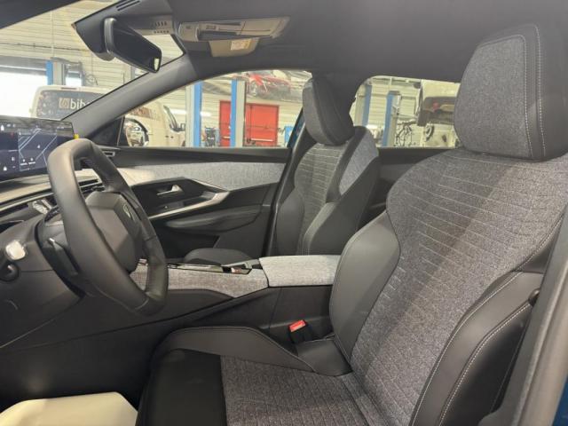 Peugeot 5008 image 2