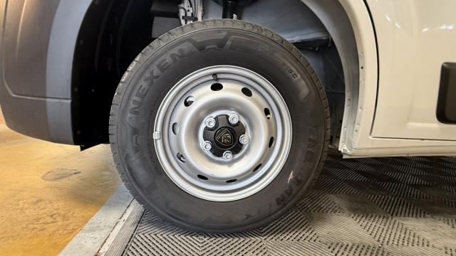 Peugeot Boxer image 6