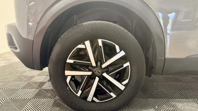 Peugeot 2008 image 7