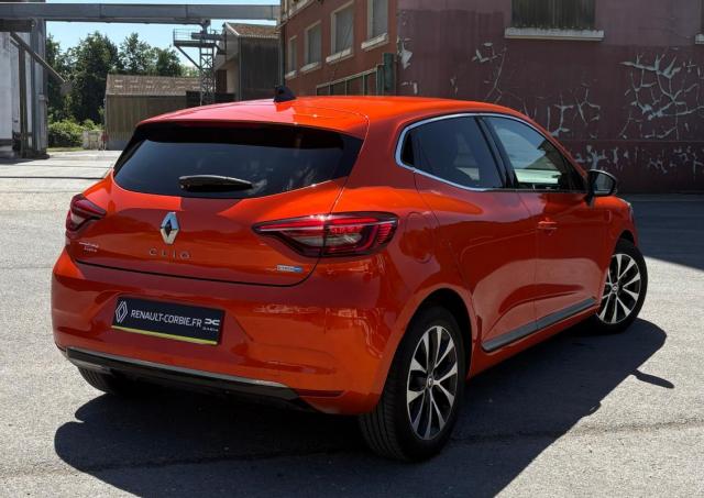 Renault Clio image 8