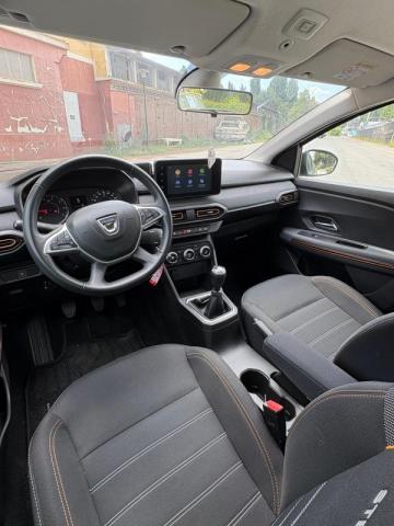 Dacia Sandero image 1